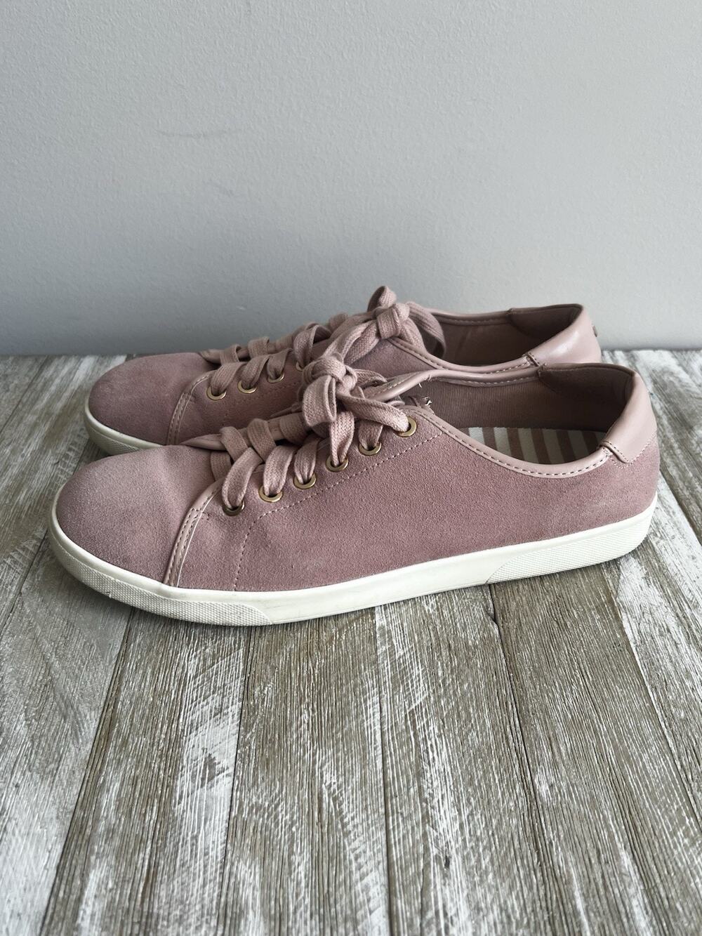 Vionic Womens Sunny Brinley Shoes Size 8.5 Pink Suede Lace Up Sneakers